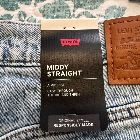 Women’s Levi’s. NWT. Size 30x29. - Picture 5 of 7